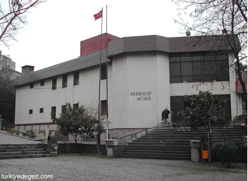 İzmir Arkeoloji Müzesi